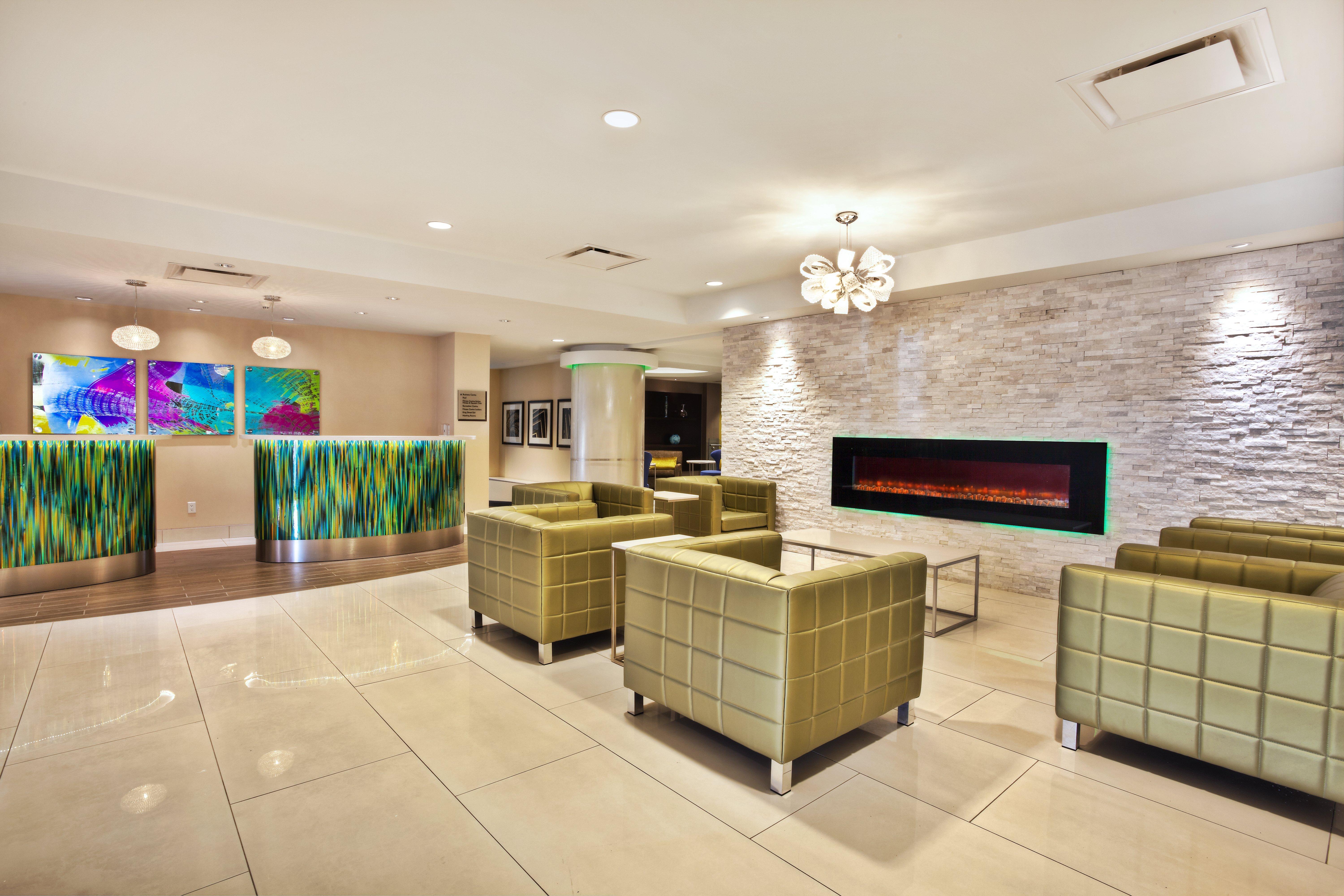 Crowne Plaza Kitchener-Waterloo, An Ihg Hotel Bagian luar foto