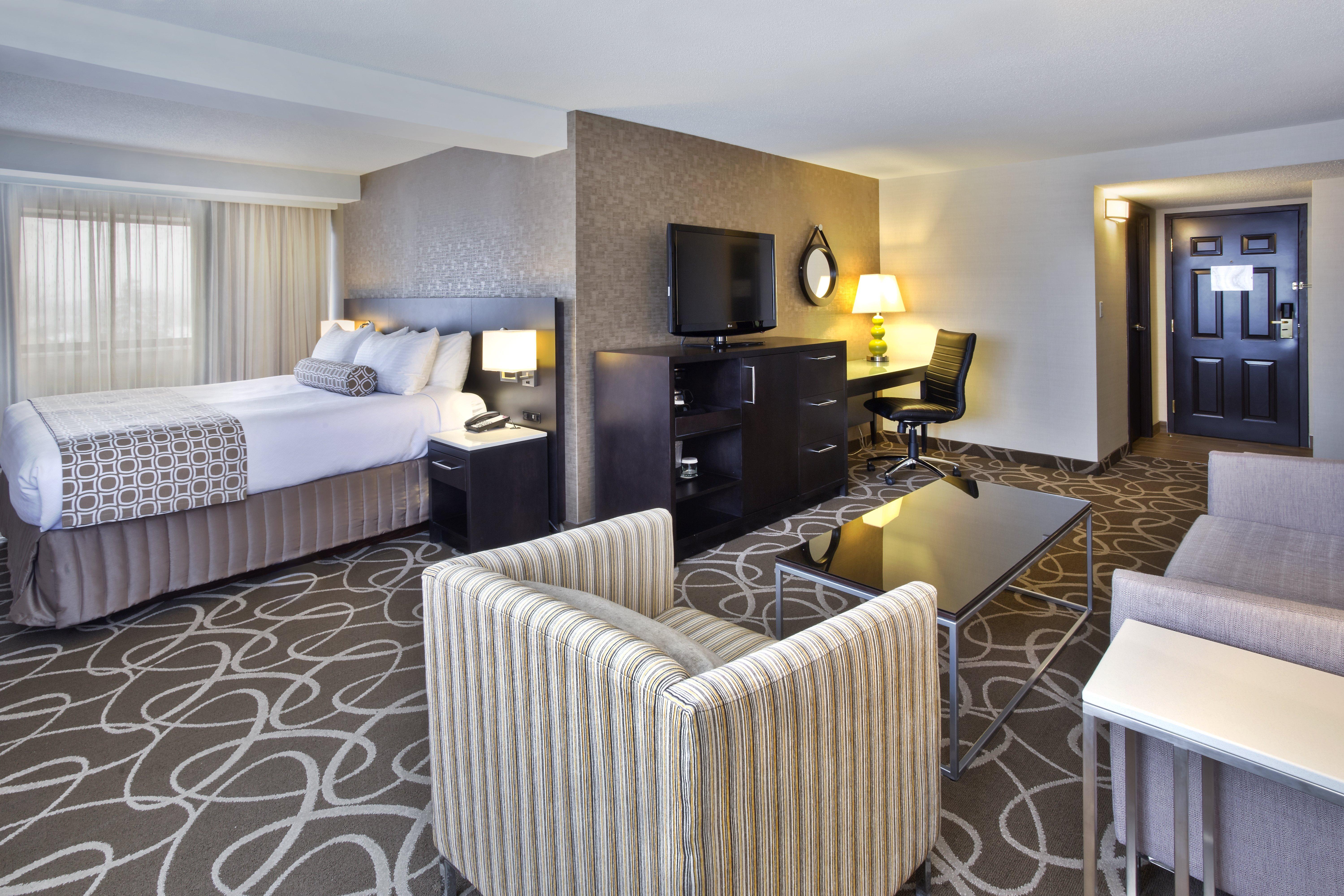 Crowne Plaza Kitchener-Waterloo, An Ihg Hotel Bagian luar foto