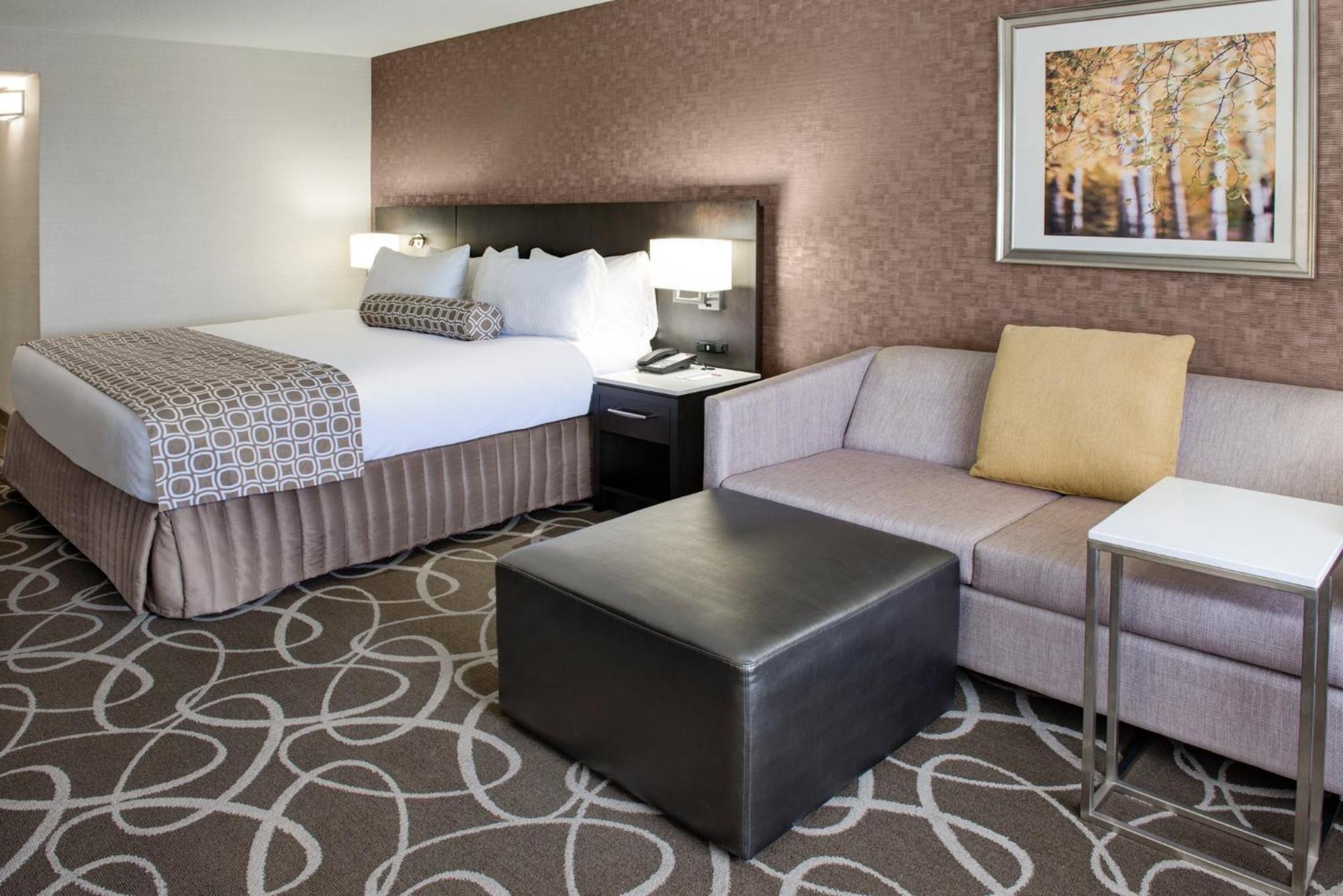 Crowne Plaza Kitchener-Waterloo, An Ihg Hotel Bagian luar foto