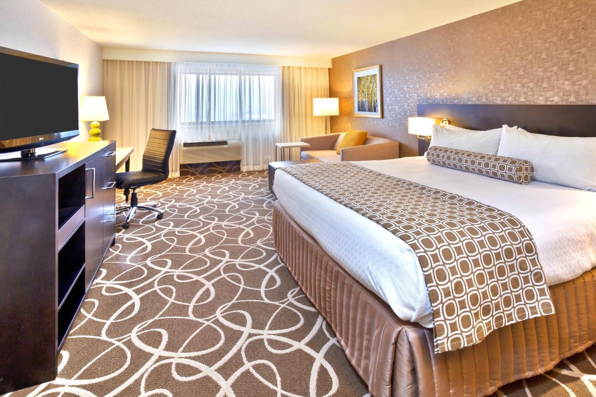 Crowne Plaza Kitchener-Waterloo, An Ihg Hotel Bagian luar foto